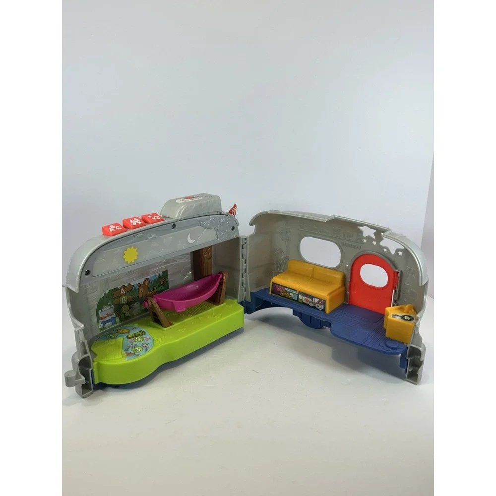 Fisher-Price Little People Light-up Learning Camper Playset 2021 Lights/Music